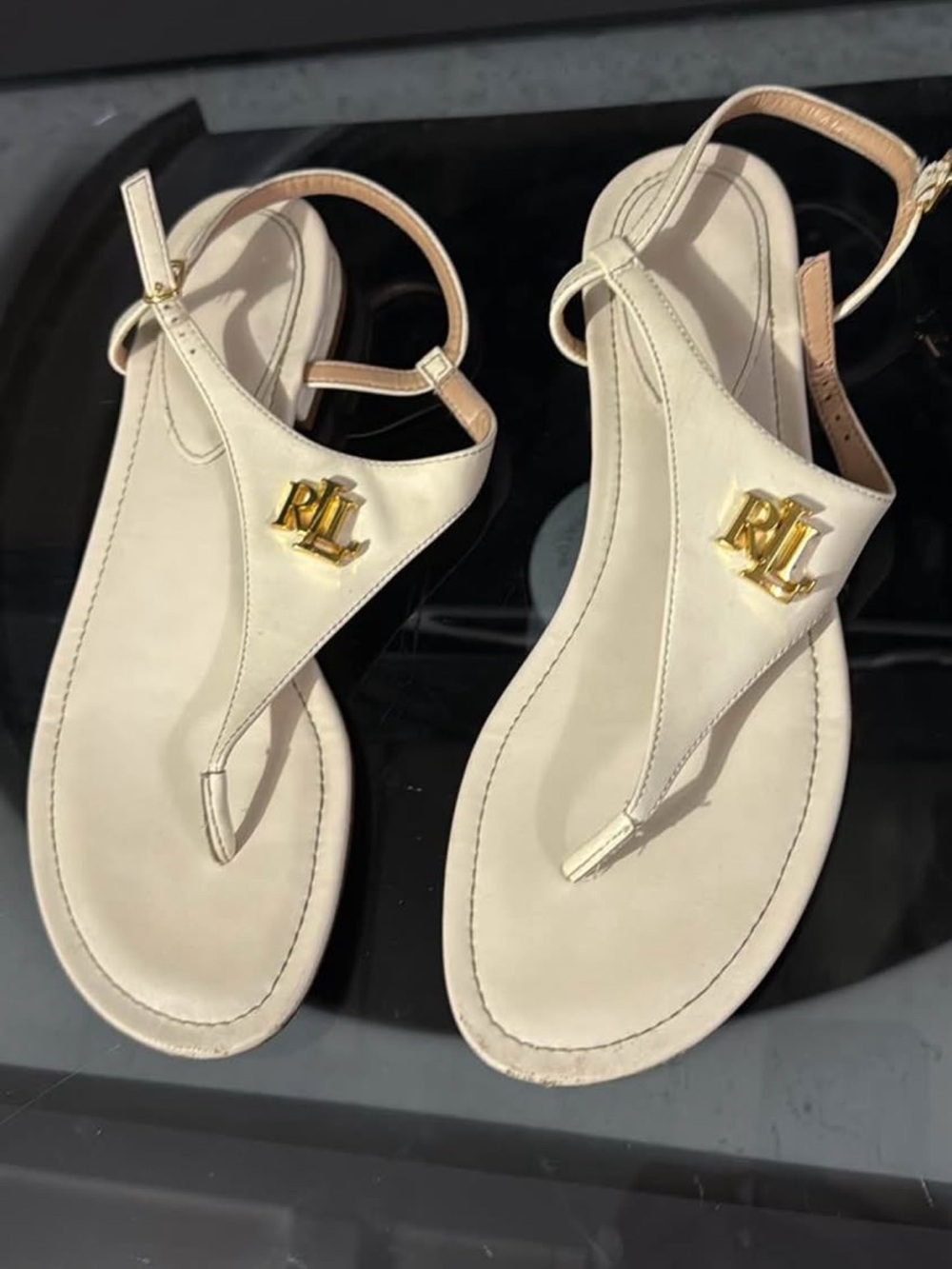 Ralph Lauren Cream Leather Thong Sandals with Gold RL Logo